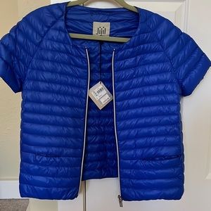 I am selling because it’s too big for me. Italian style, side 42
